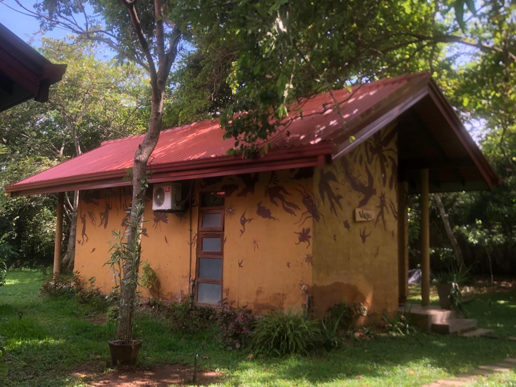 Sat Nam Village Eco-Hotel Sigiriya Exterior foto