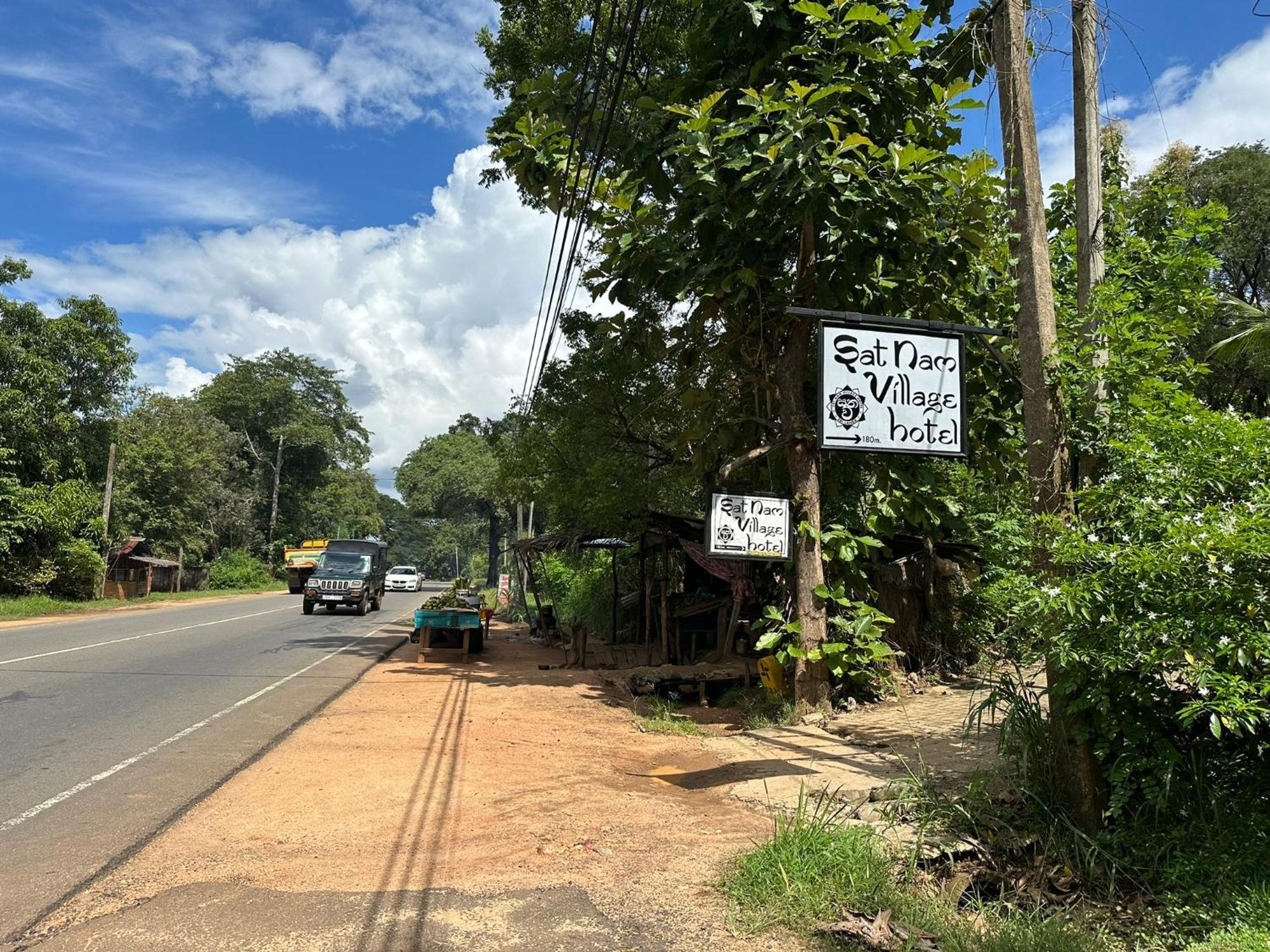 Sat Nam Village Eco-Hotel Sigiriya Exterior foto