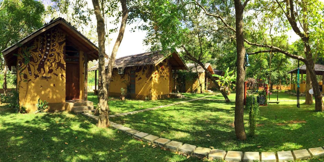 Sat Nam Village Eco-Hotel Sigiriya Exterior foto